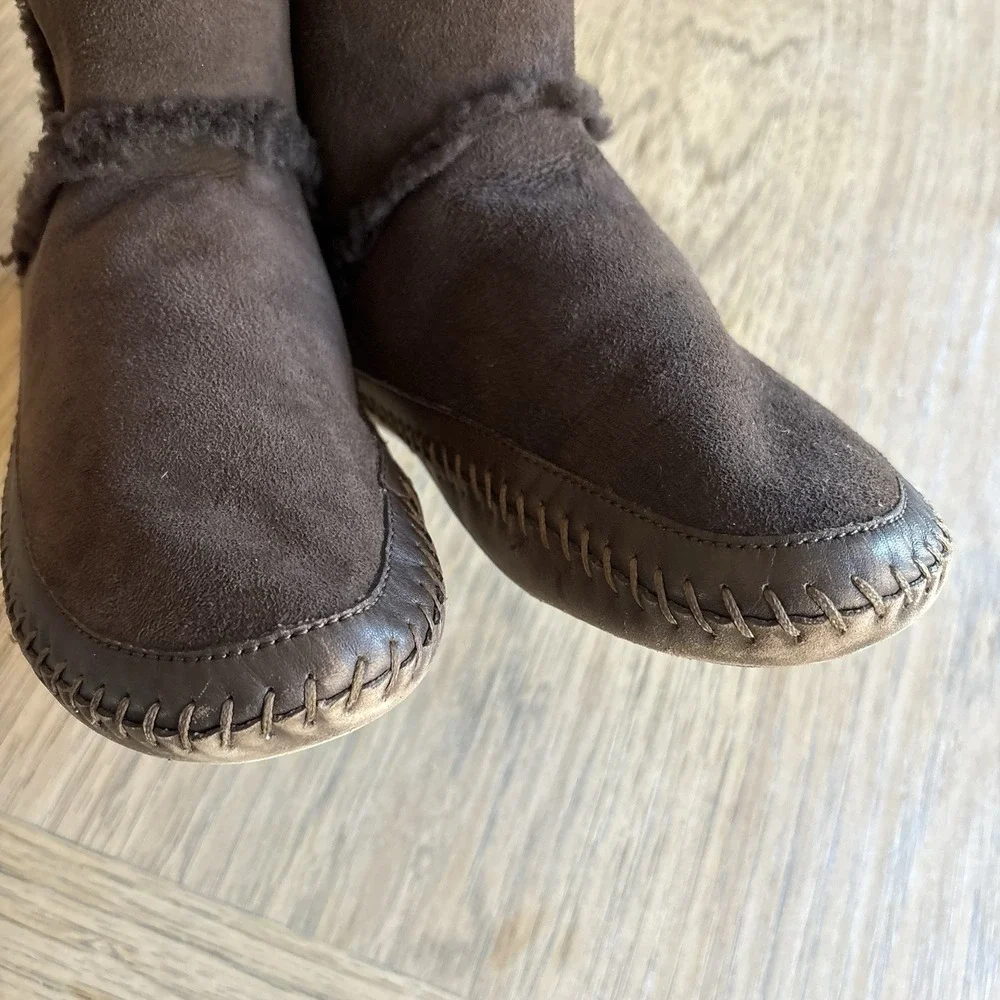 TORY BURCH Sheepskin Shearling Brwn Suede Leather Ugg Boots Mid Calf Winter SZ 7