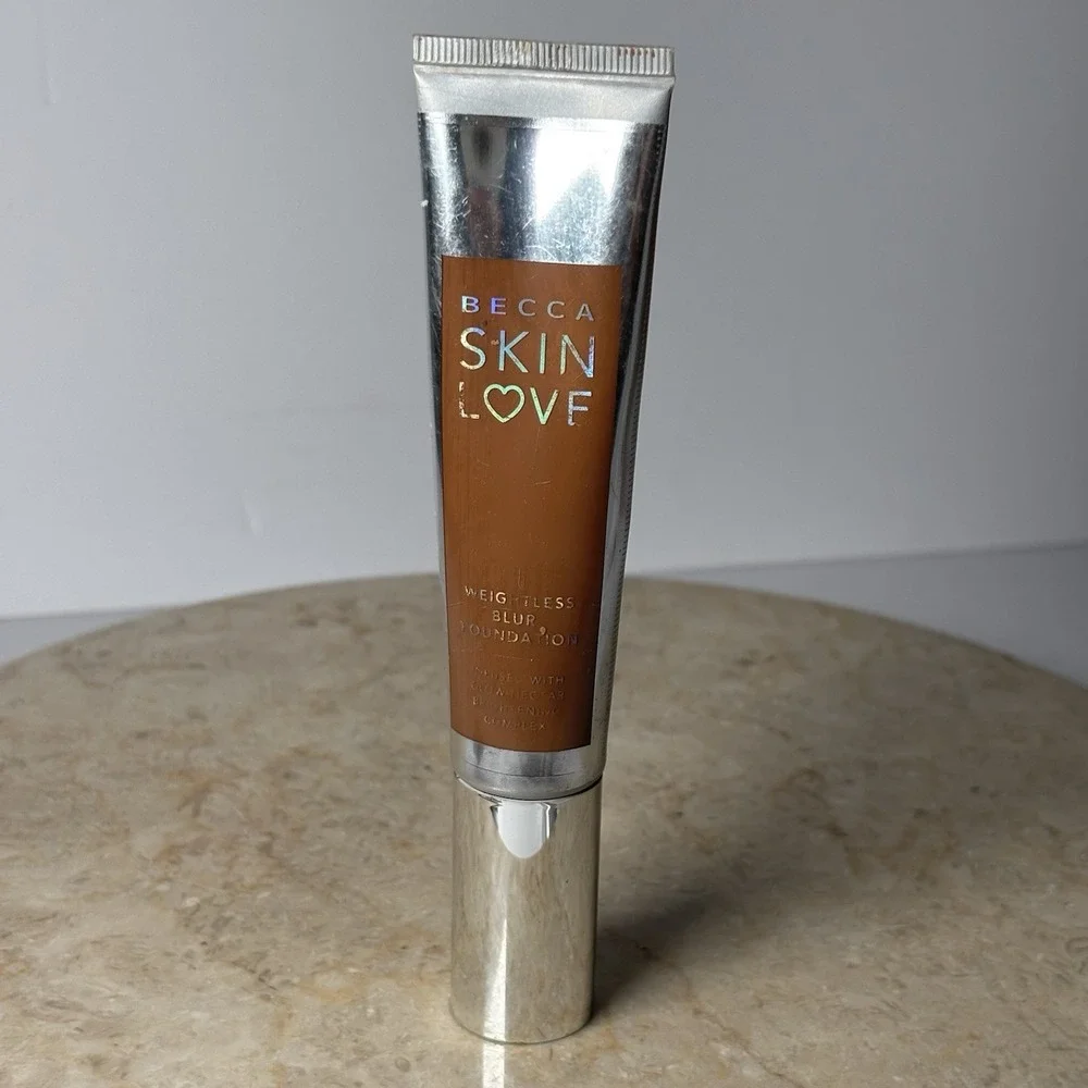 BECCA Skin Love Weightless Blur Foundation‎ ESPRESSO - 1.23FL OZ NWOB
