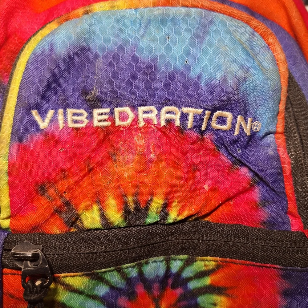 Vibedration hydration backpack