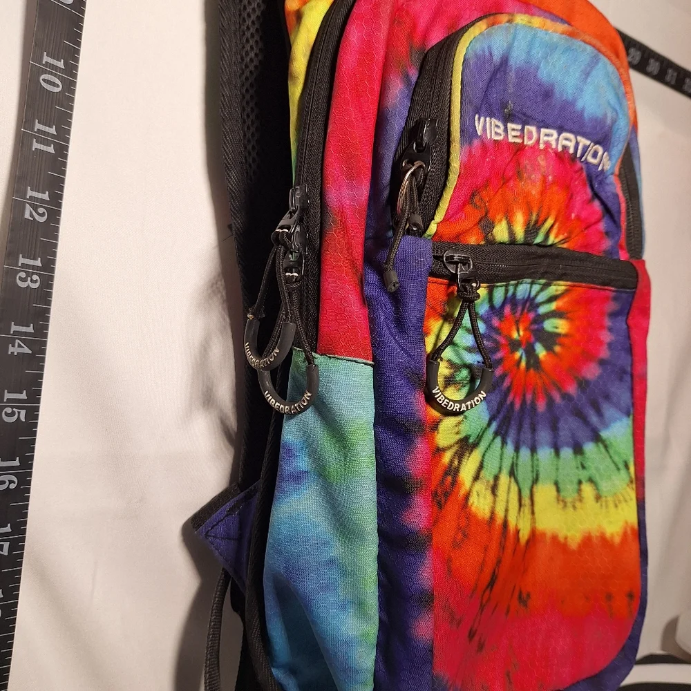 Vibedration hydration backpack
