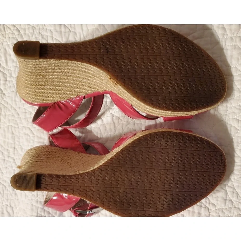 Michael Kors product pair