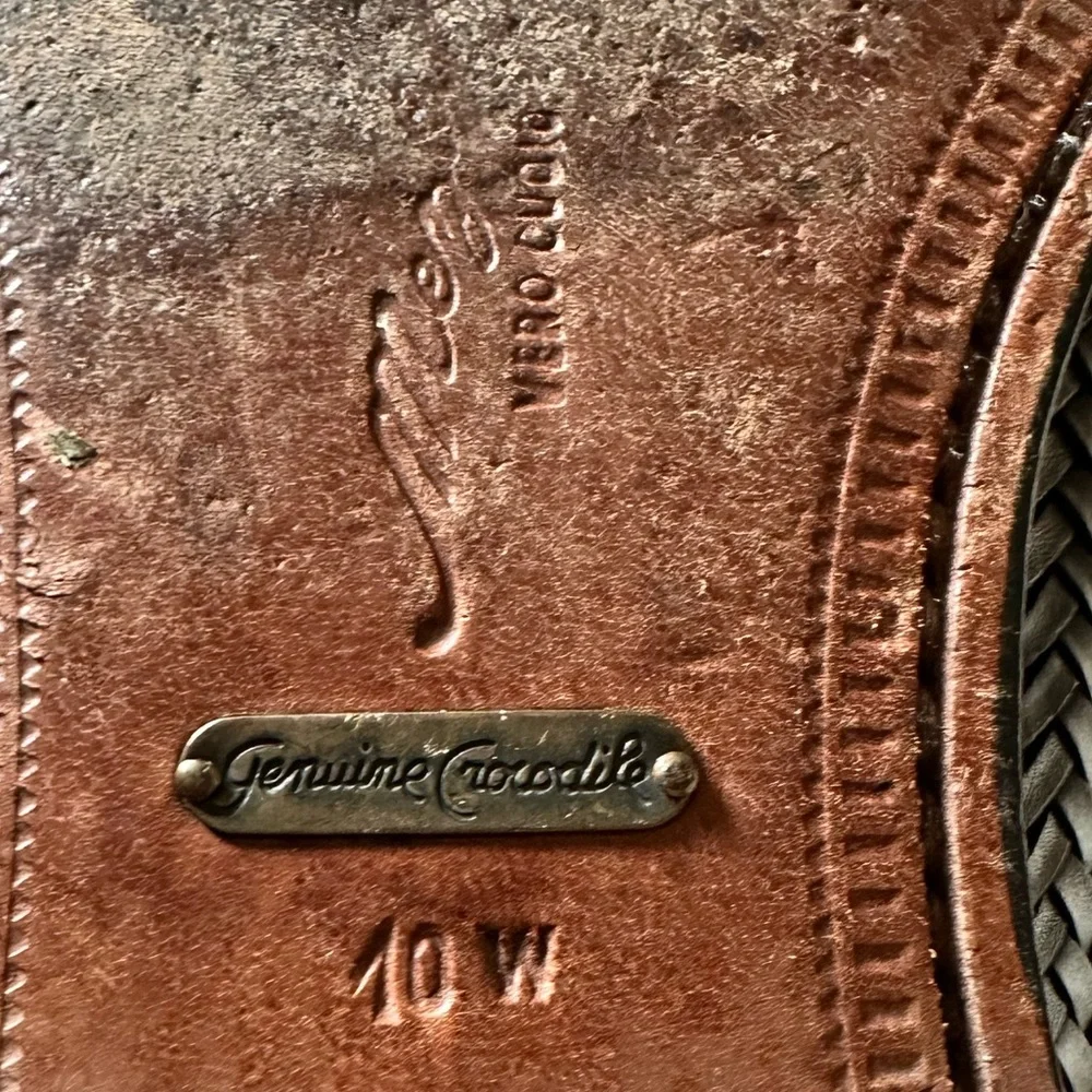 Mezlan crocodile dark