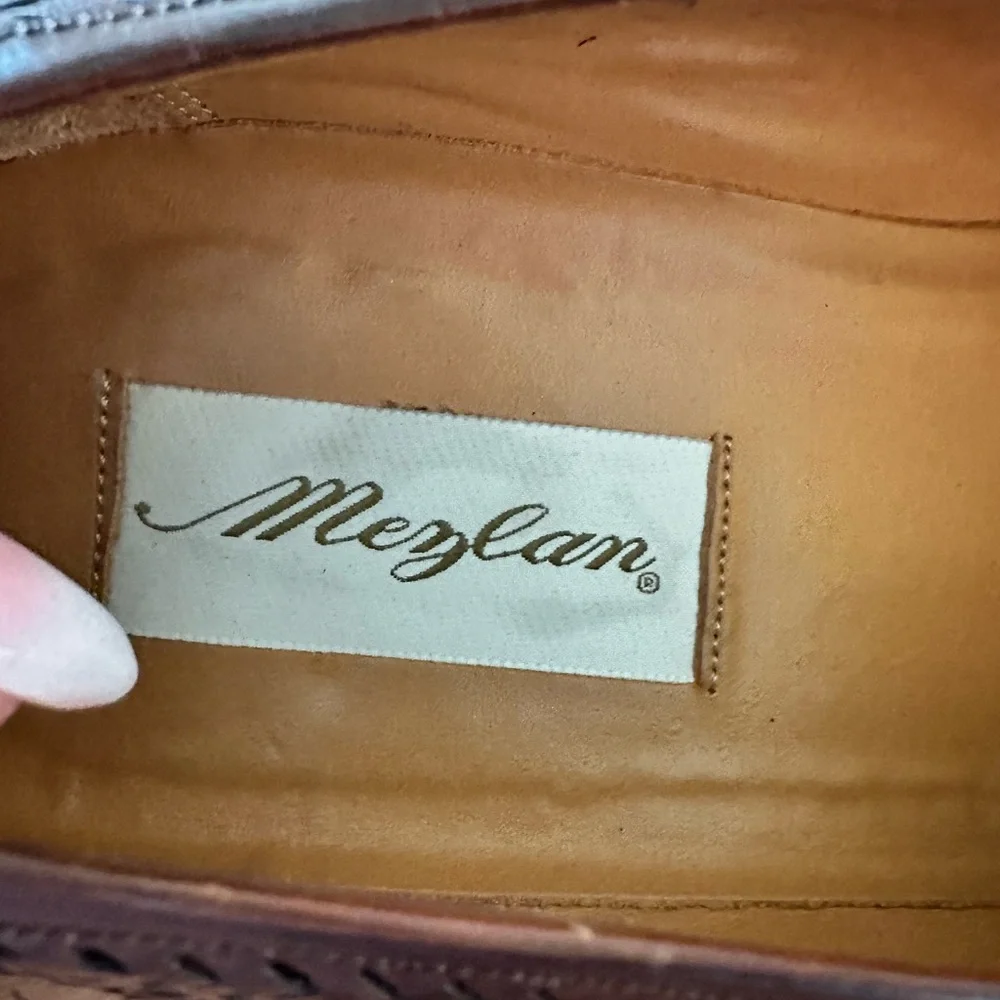 Mezlan crocodile dark