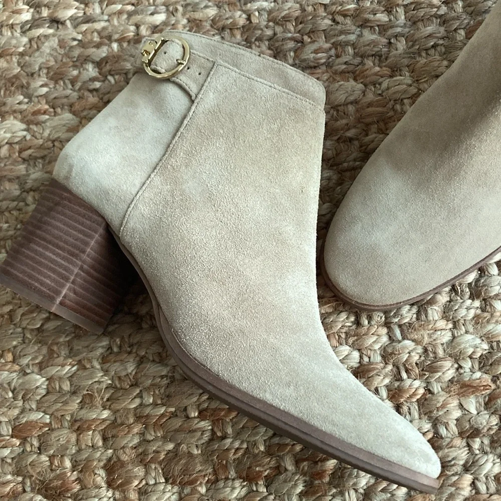 New: Tory Burch Sophia 65mm Suede Bootie. Size 8.5