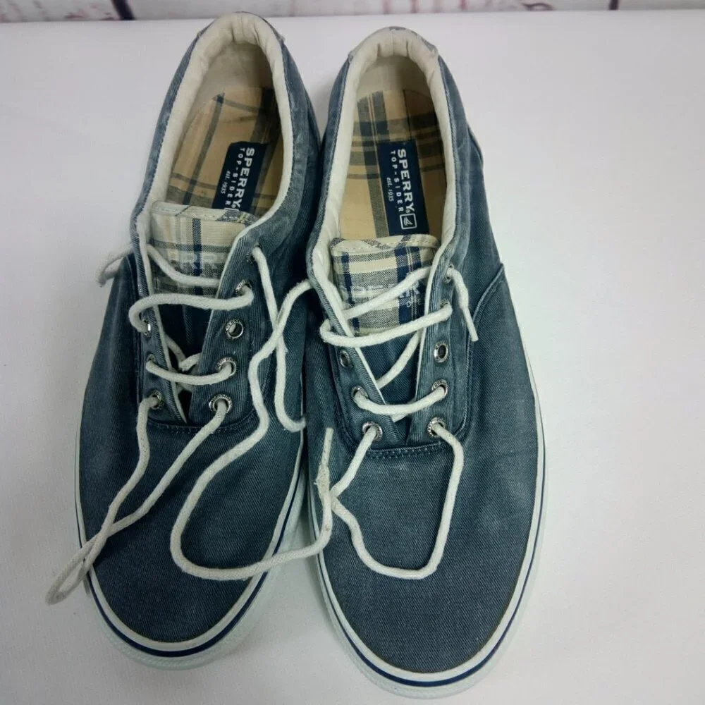 Sperry top sider