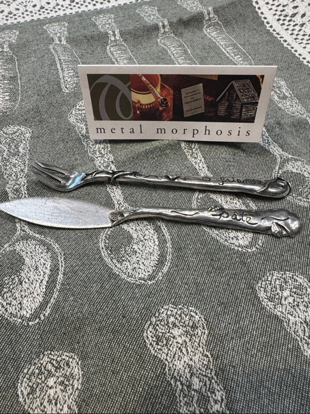 N/A while “pate” metal