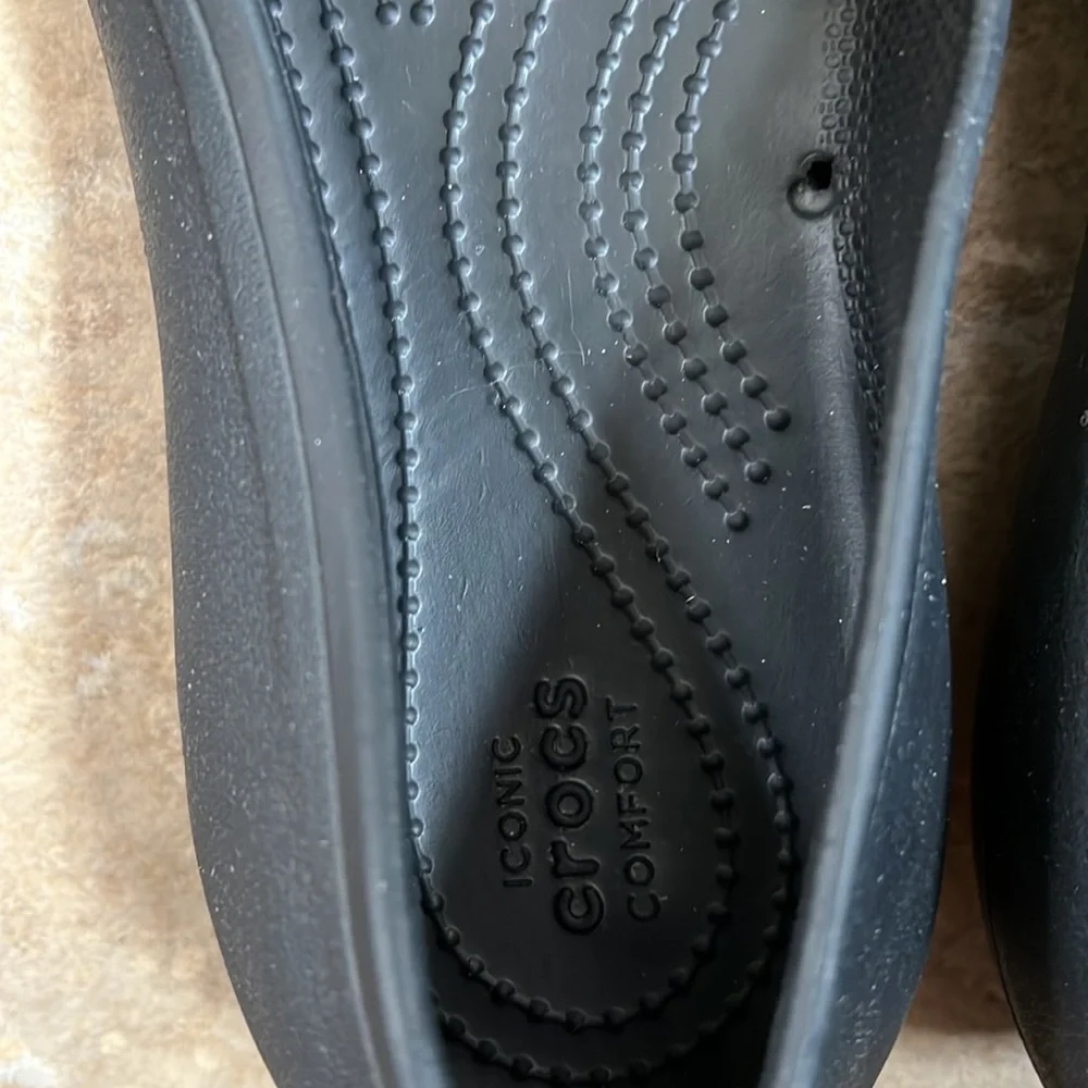 CROCS iconic comfort