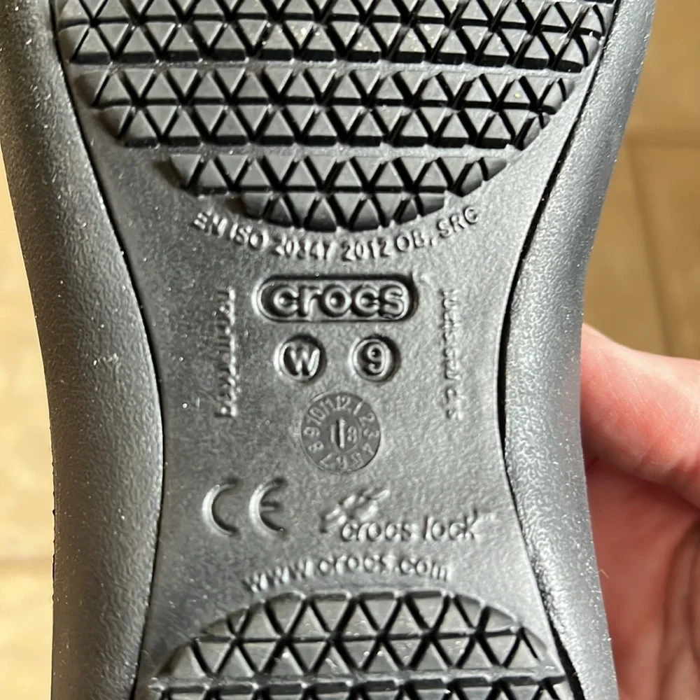 CROCS iconic comfort