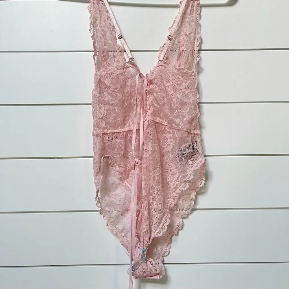 ASOS lace size color