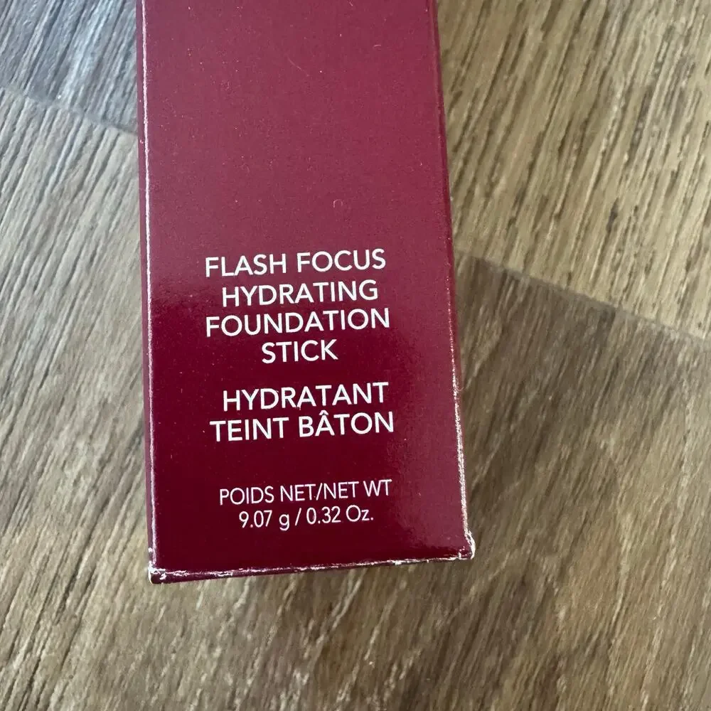 Wander Beauty Flash Focus Hydrating Foundation Stick in Golden Medium