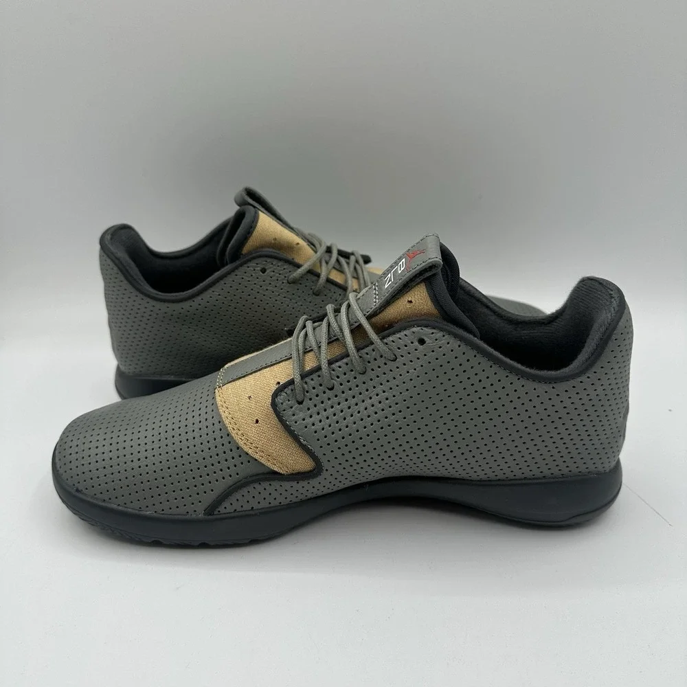 Jordan eclipse leather