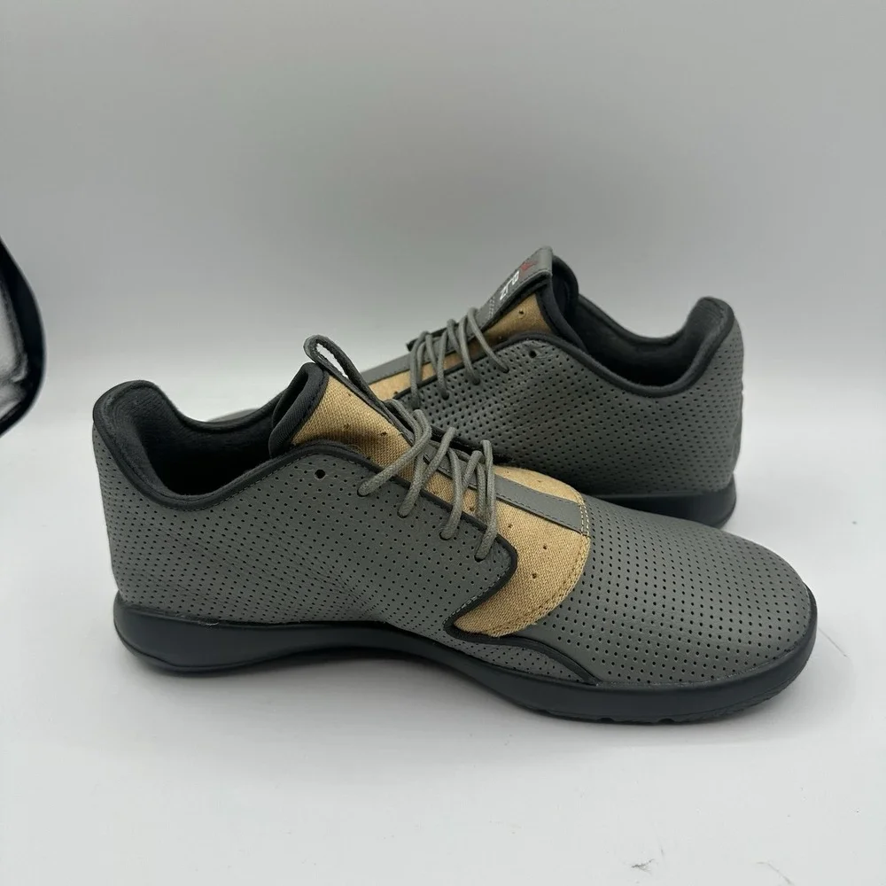 Jordan eclipse leather