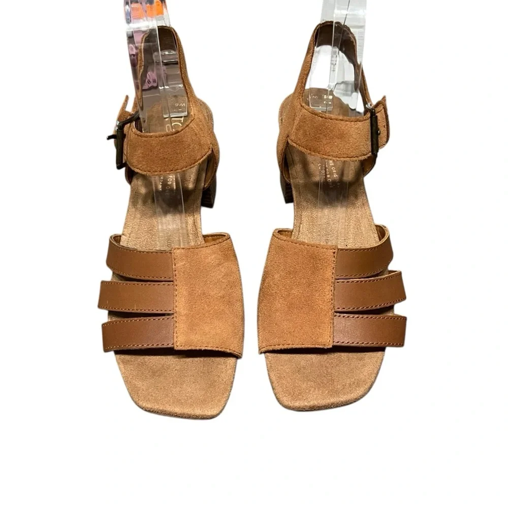 Toms leather suede