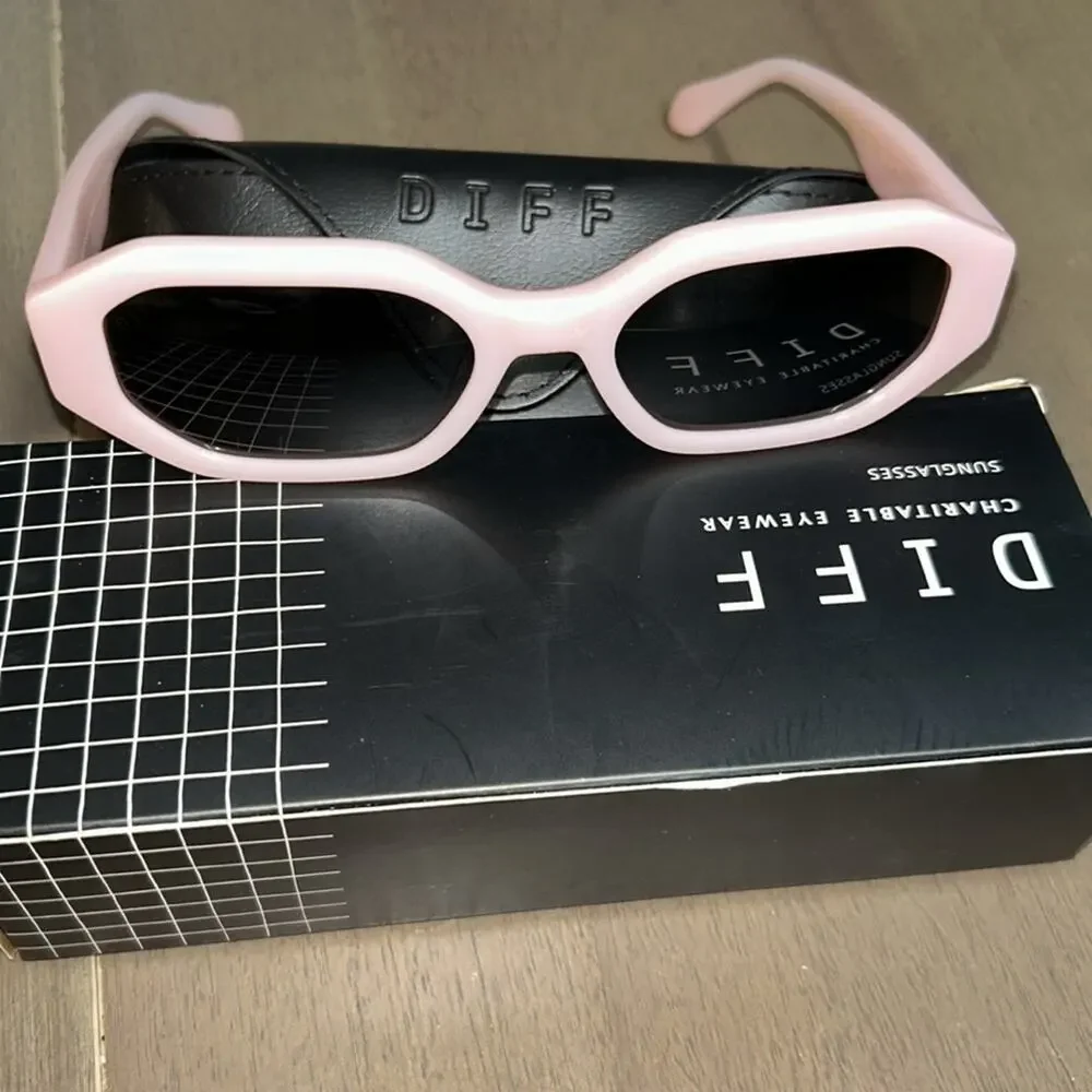 Diff Eyewear diff pink