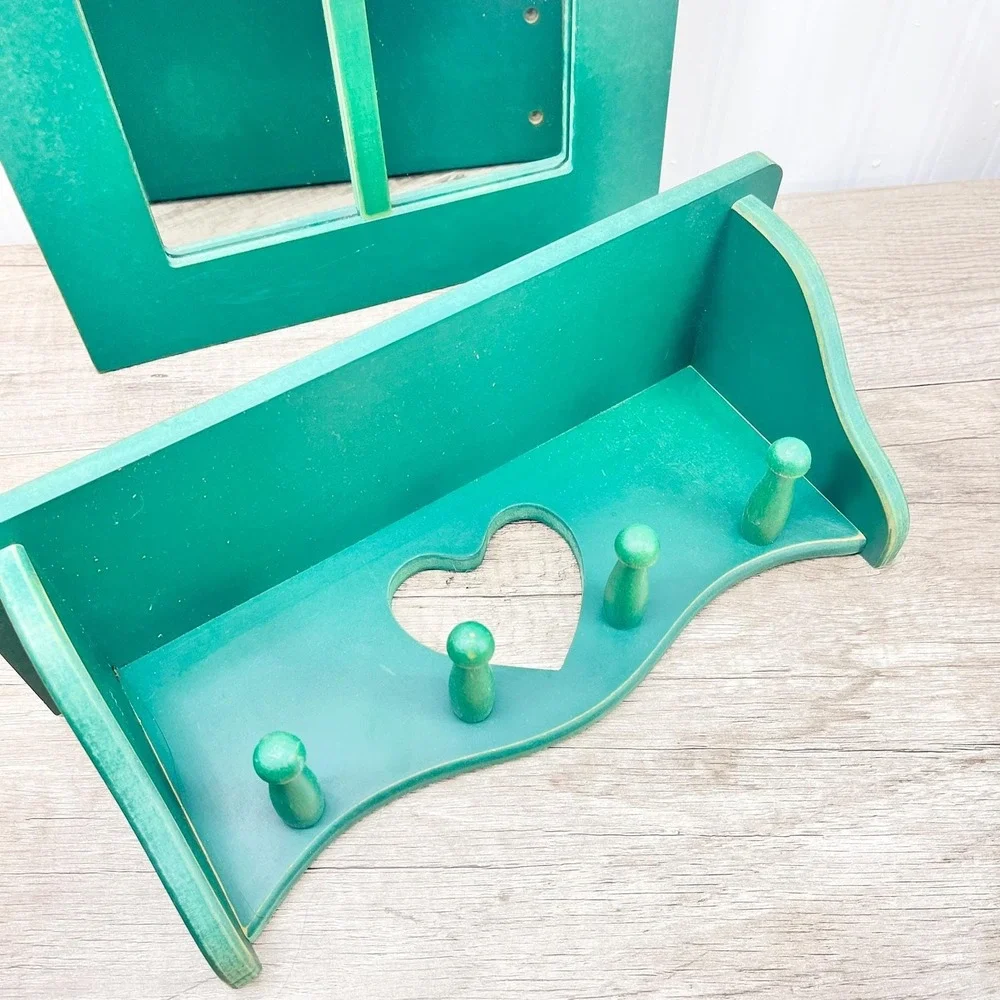 N/A wooden shelf