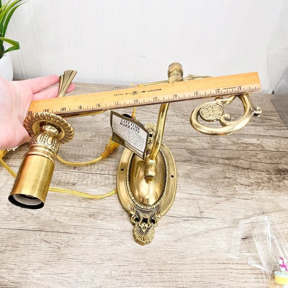 N/A brass ornate