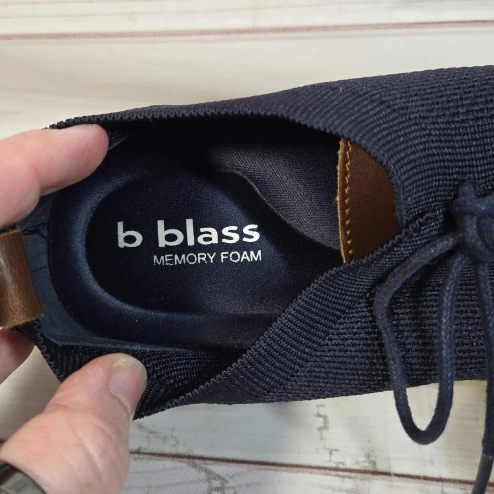 bill blass good *does
