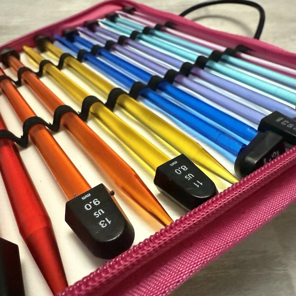 Bates knitting crystalites needle