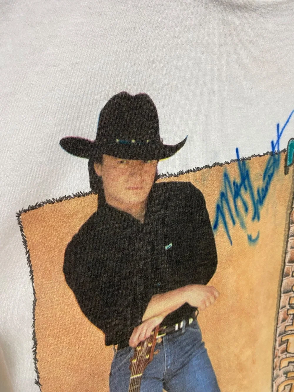 Vintage Autographed Mark Chestnutt T-shirt XL Unisex