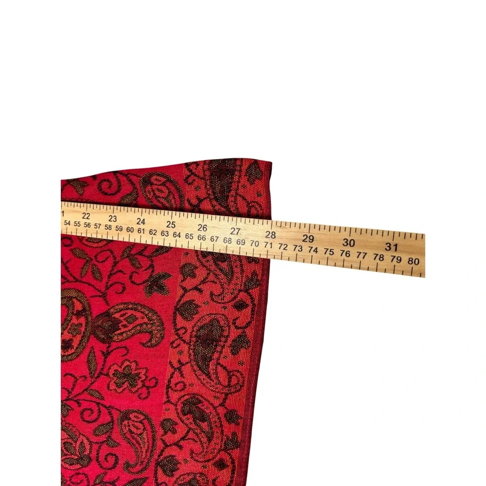 pashmina intricate paisley