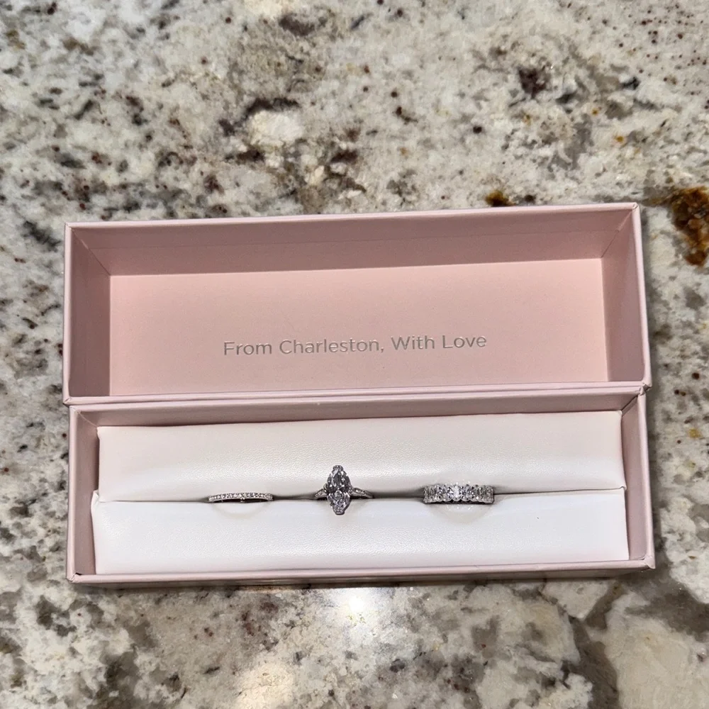everly ring