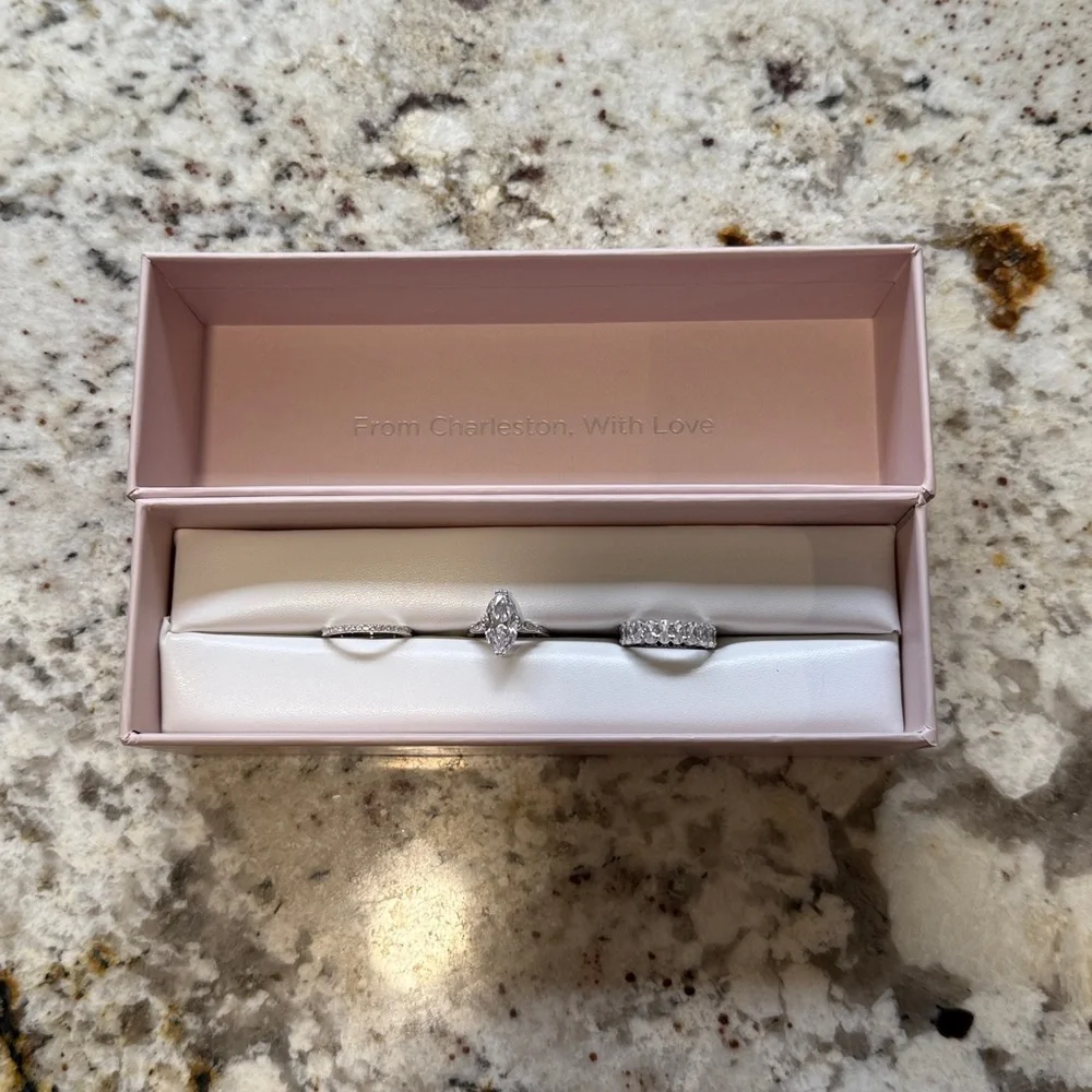 everly ring