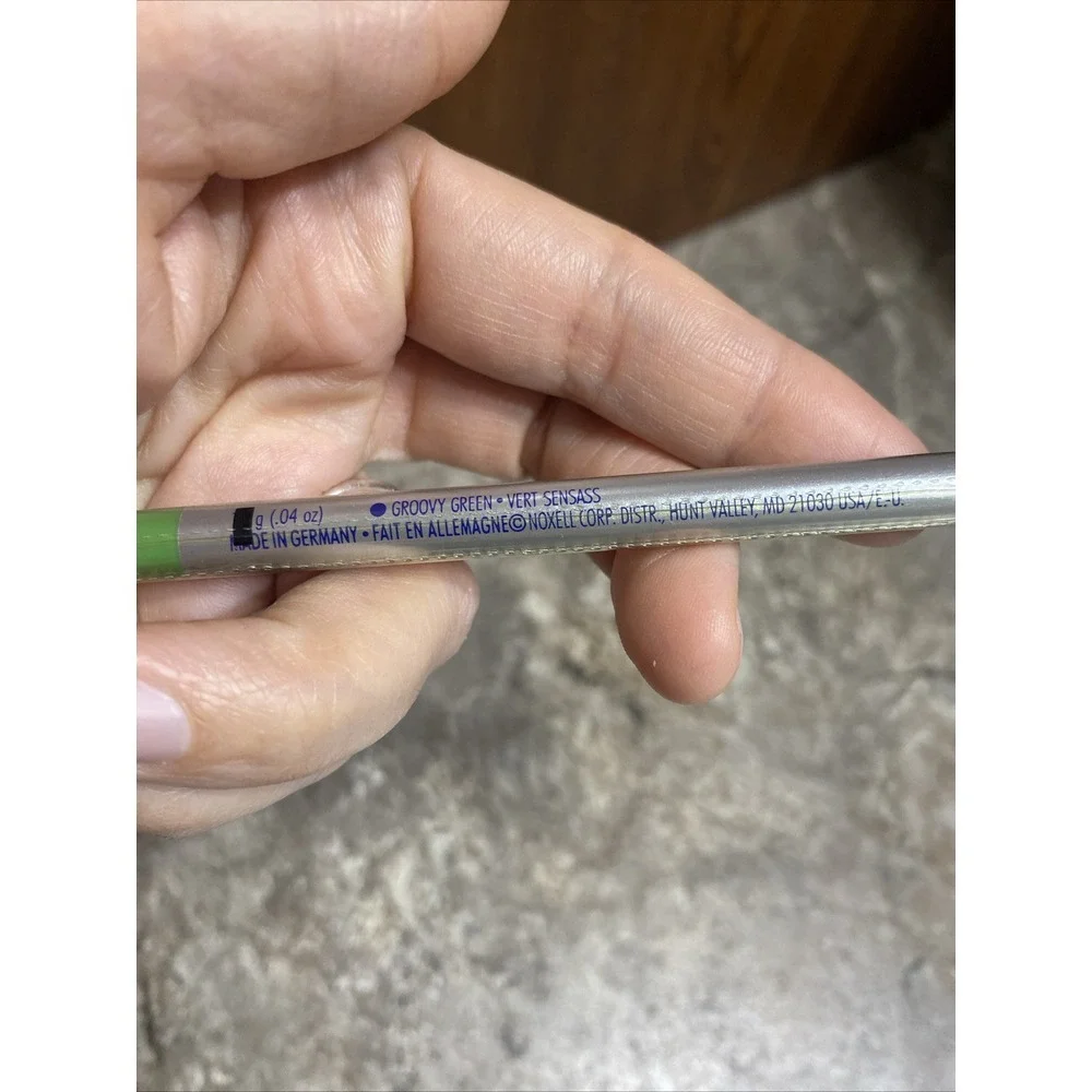 COVERGIRL cg smoothers