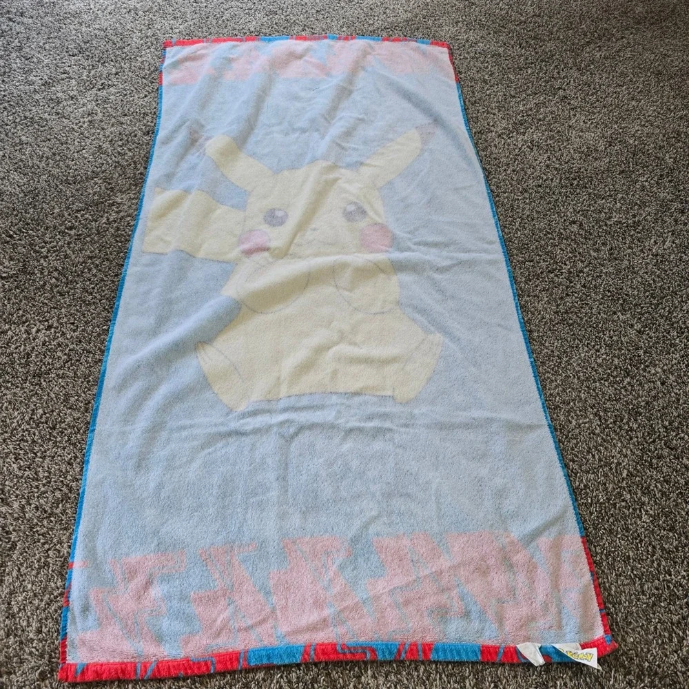 Pokemon pikachu beach
