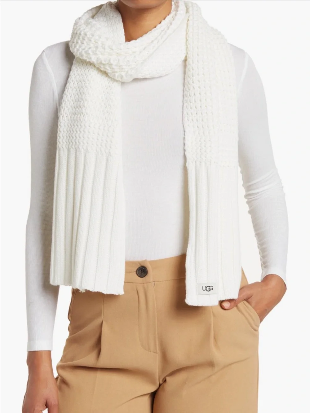 UGG Textured Knit Scarf in Winter White NWT