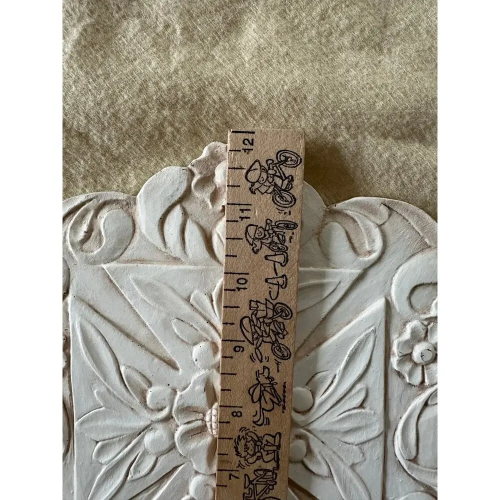 Vintage wall mount