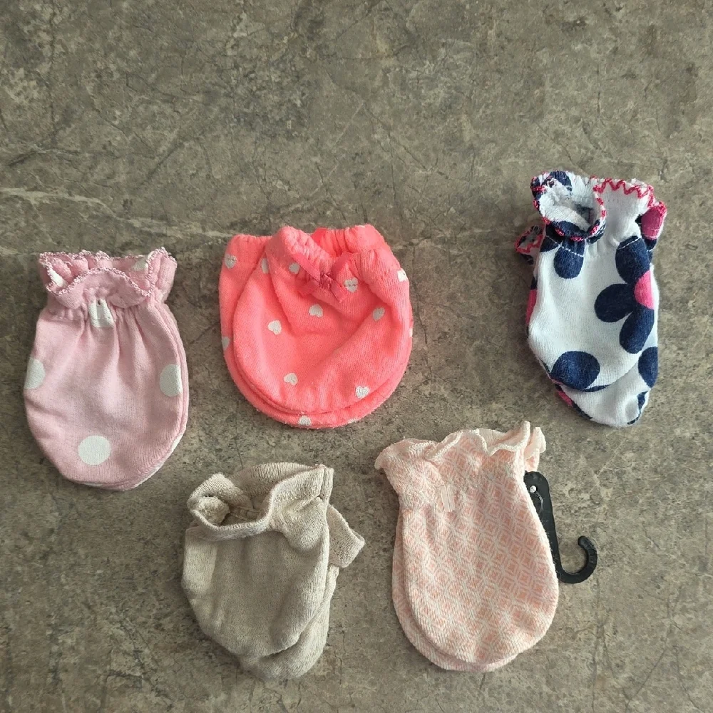 (J59) Infant Hand Mittens From Scrathing Themselves