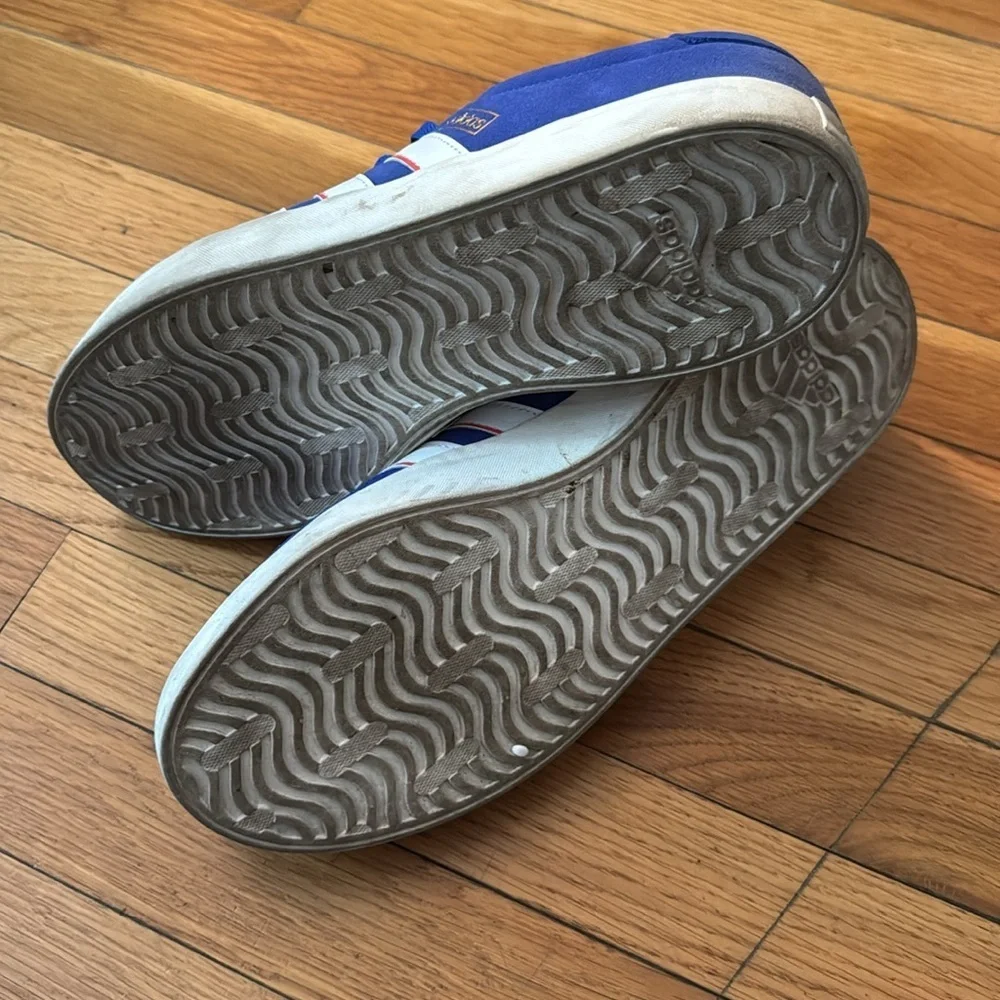 adidas superficial scuffing