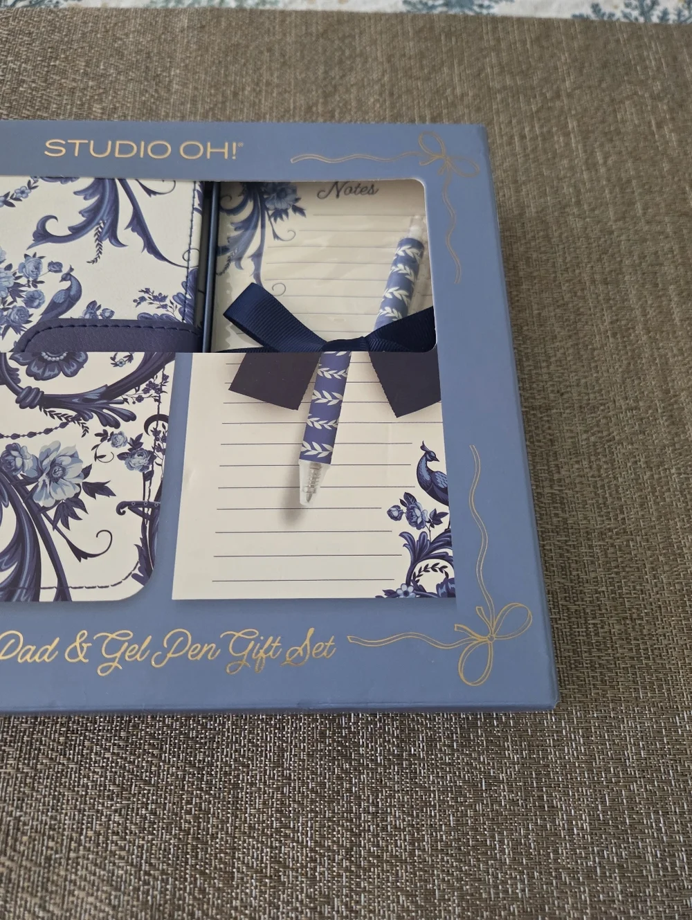 Studio coordinated journal