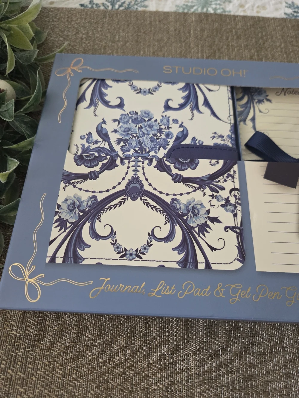 Studio coordinated journal