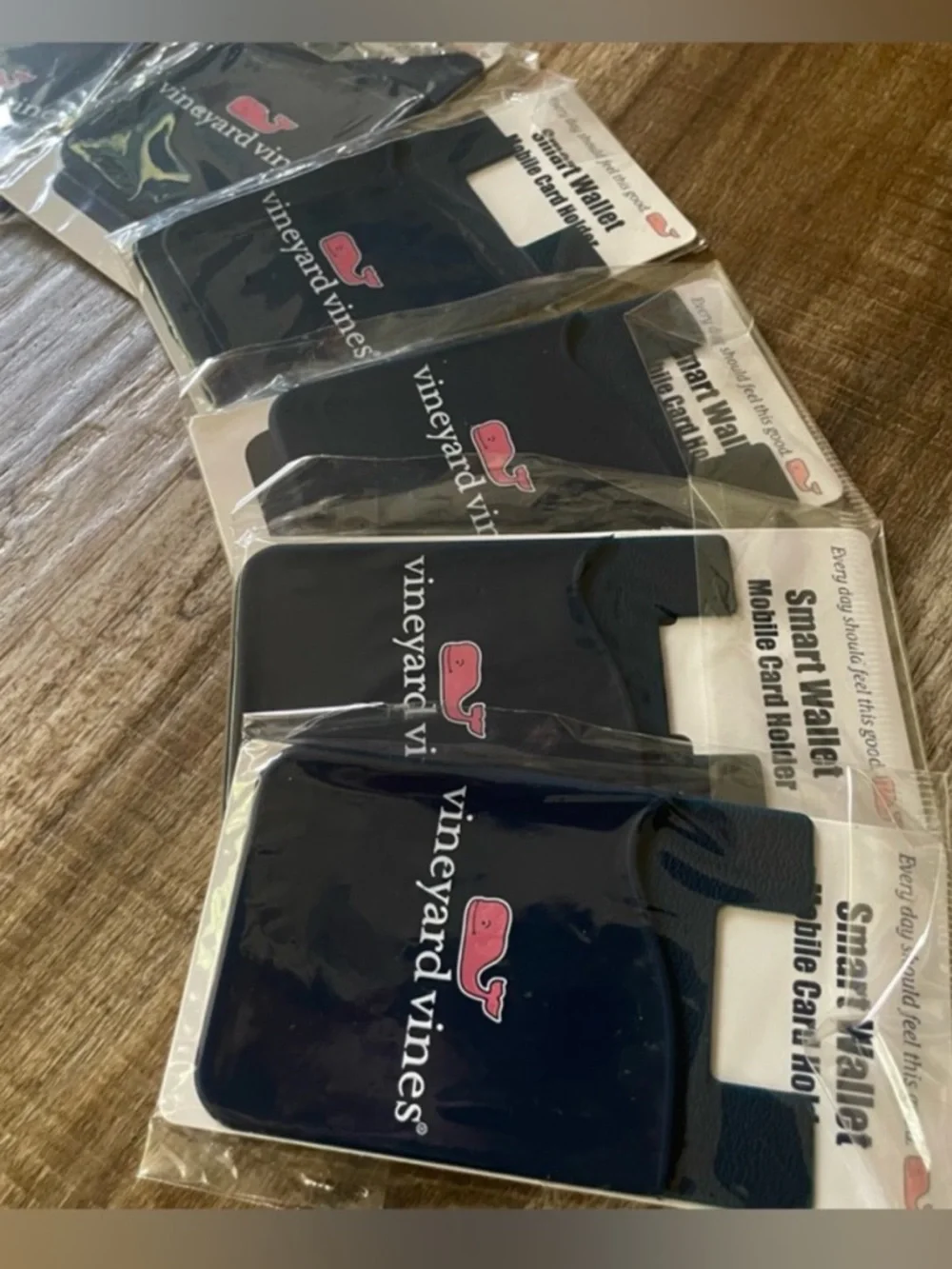 Vineyard Vines stick phone