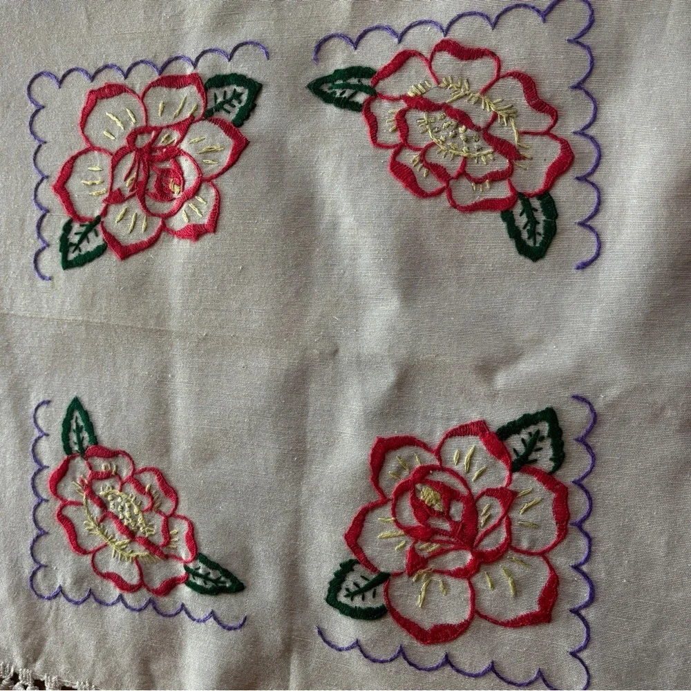 N/A vintage embroidered