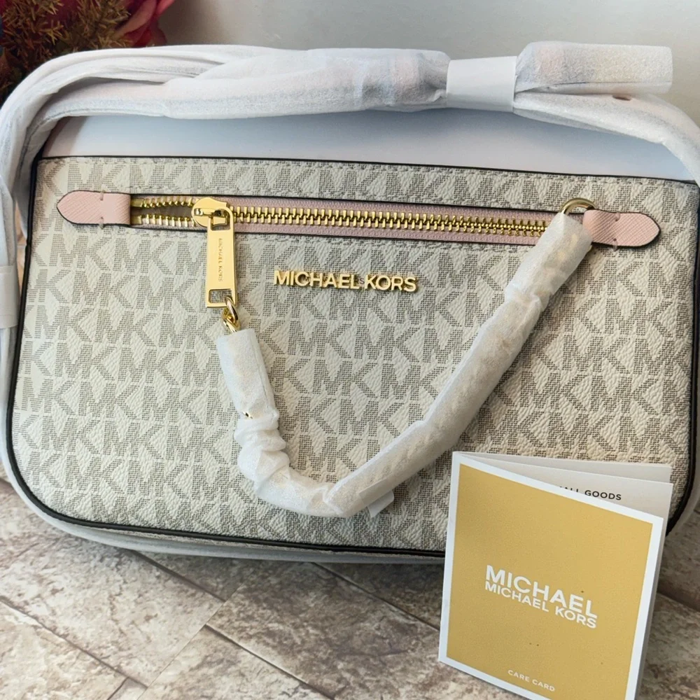 Michael Kors new stylish