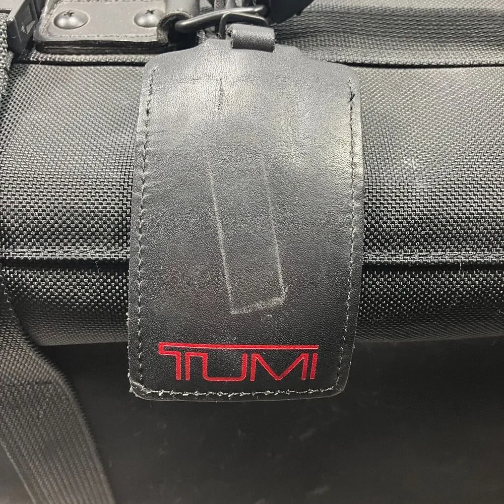 TUMI Black Nylon Large‎ Collapsible Pull Luggage 27x20x10 Soft Side Wheels READ