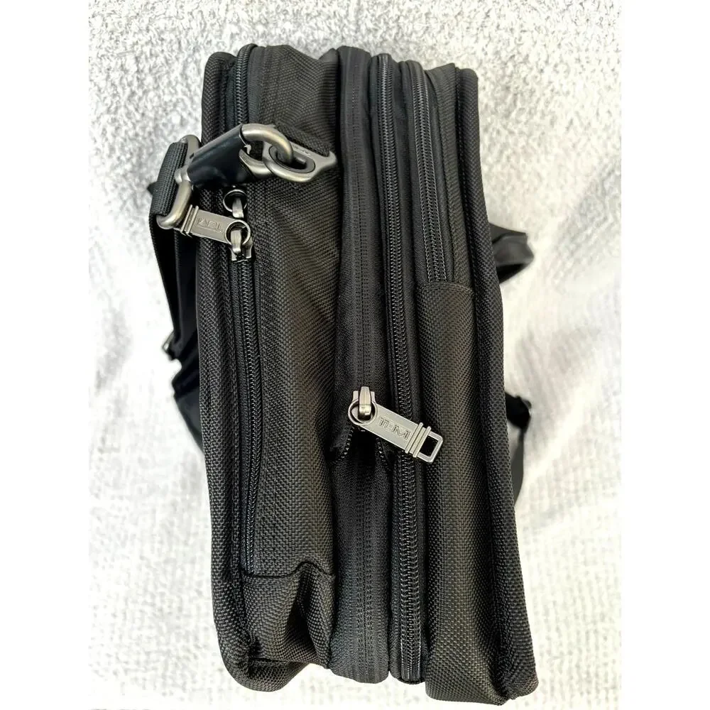 Tumi three compartment