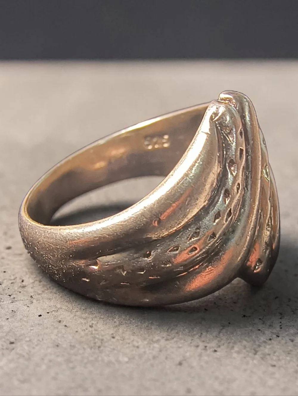 Sterling Silver Textured Fluted Swirl Ring