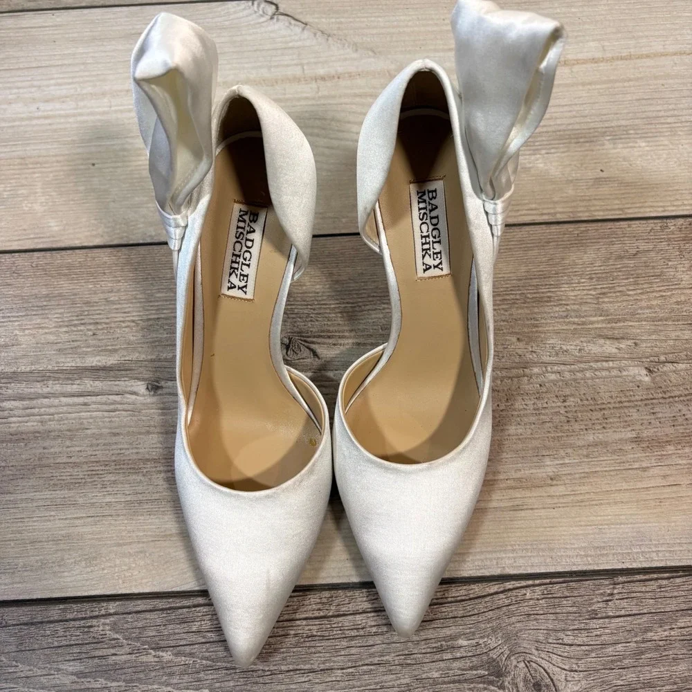Badgley Mischka *condition very