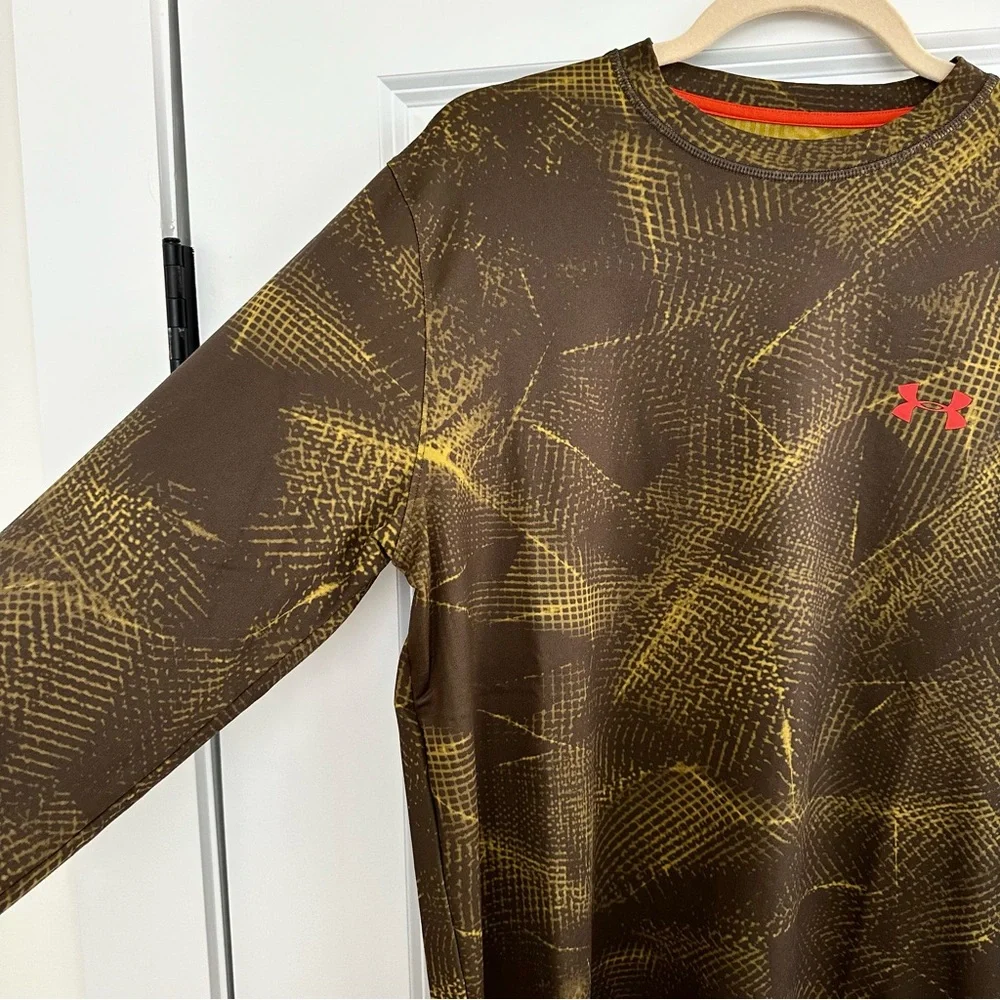 Under Armour lots sleeve