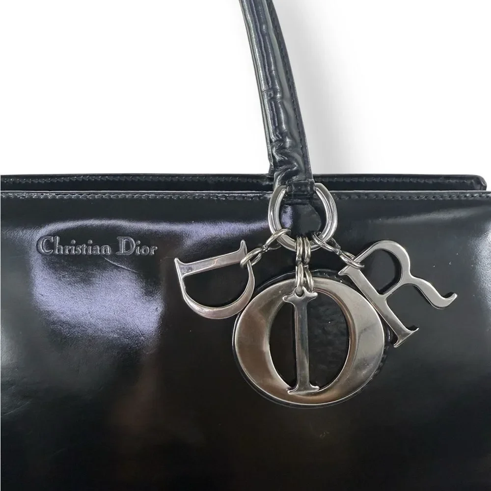Dior features step