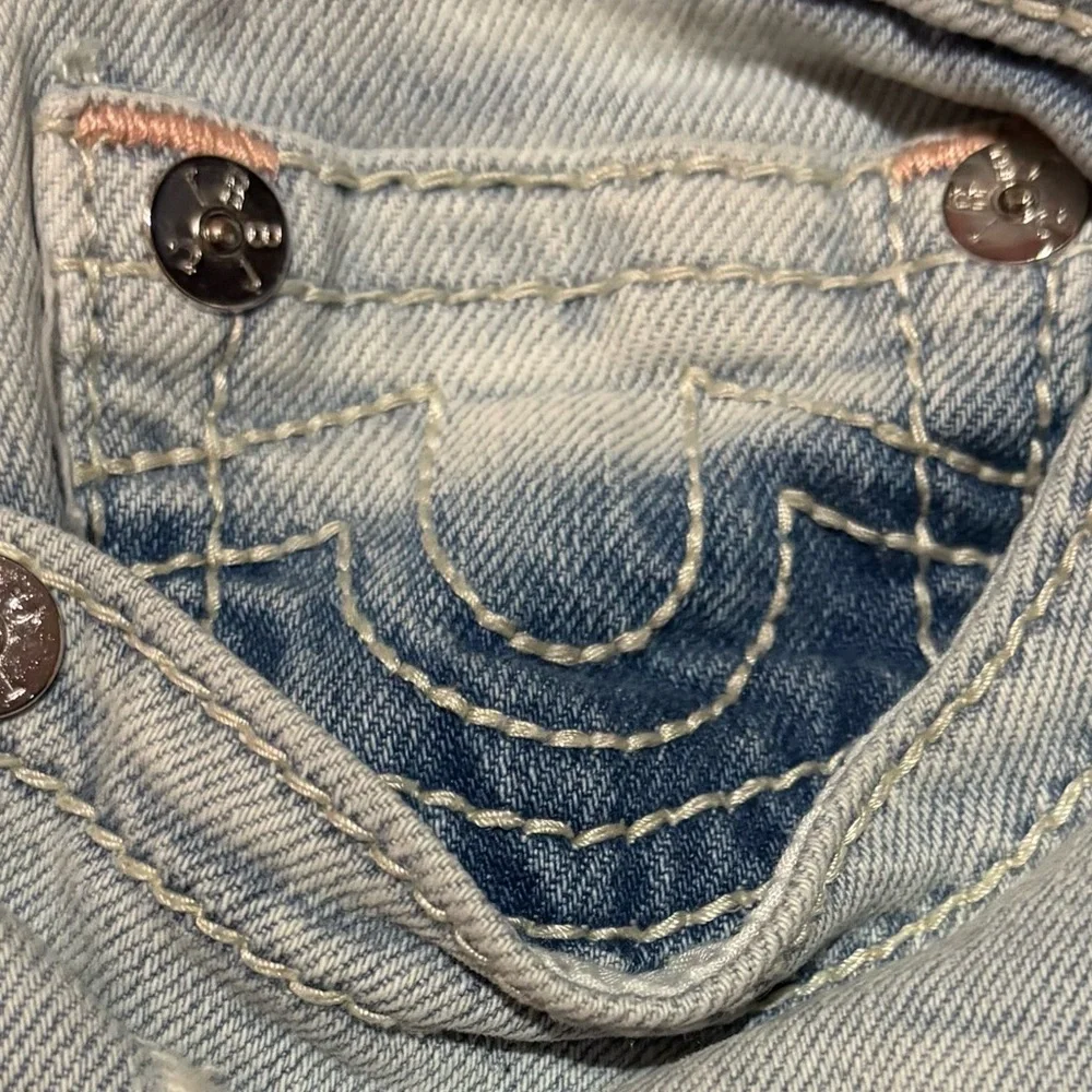 True Religion send reasonable