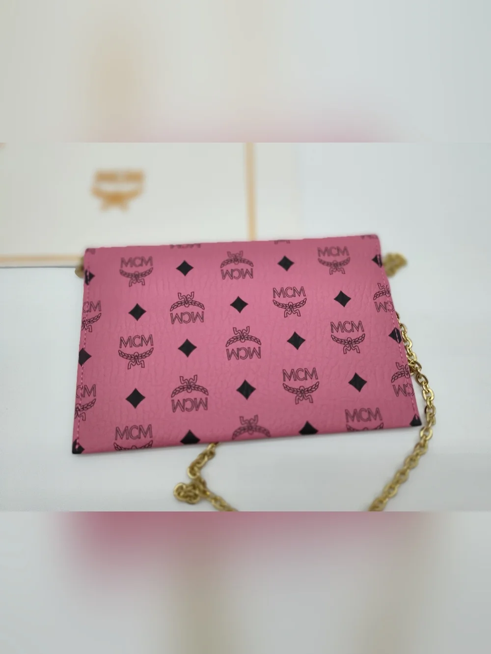 MCM authentic beauté