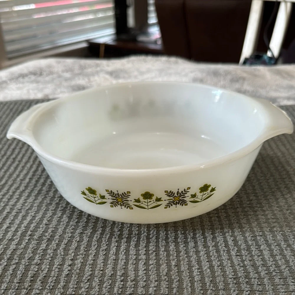 Anchor Hocking Fire King #437 Meadow Green Casserole Dish 1 1/2‎ Quart Vintage