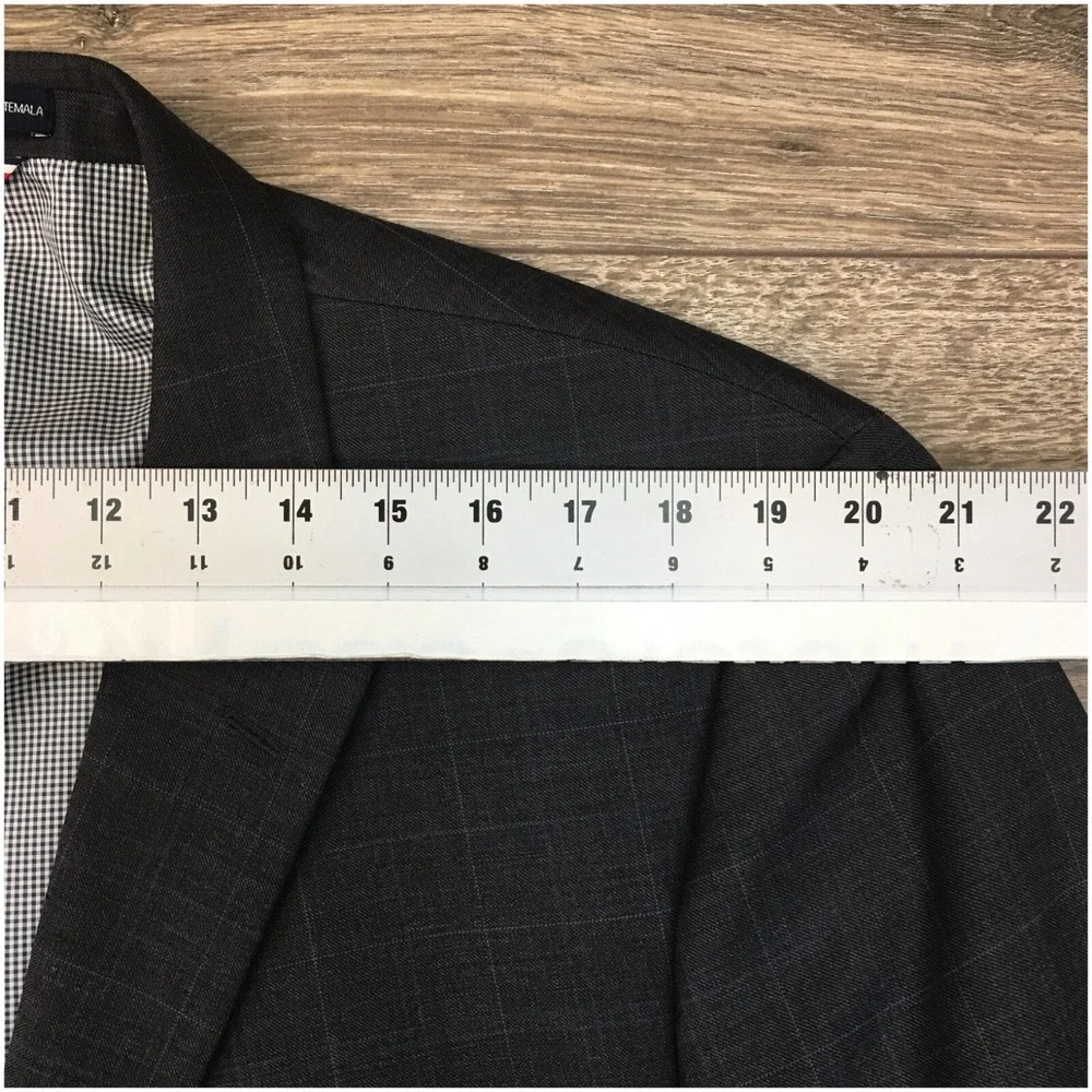 Tommy Hilfiger approx our 25