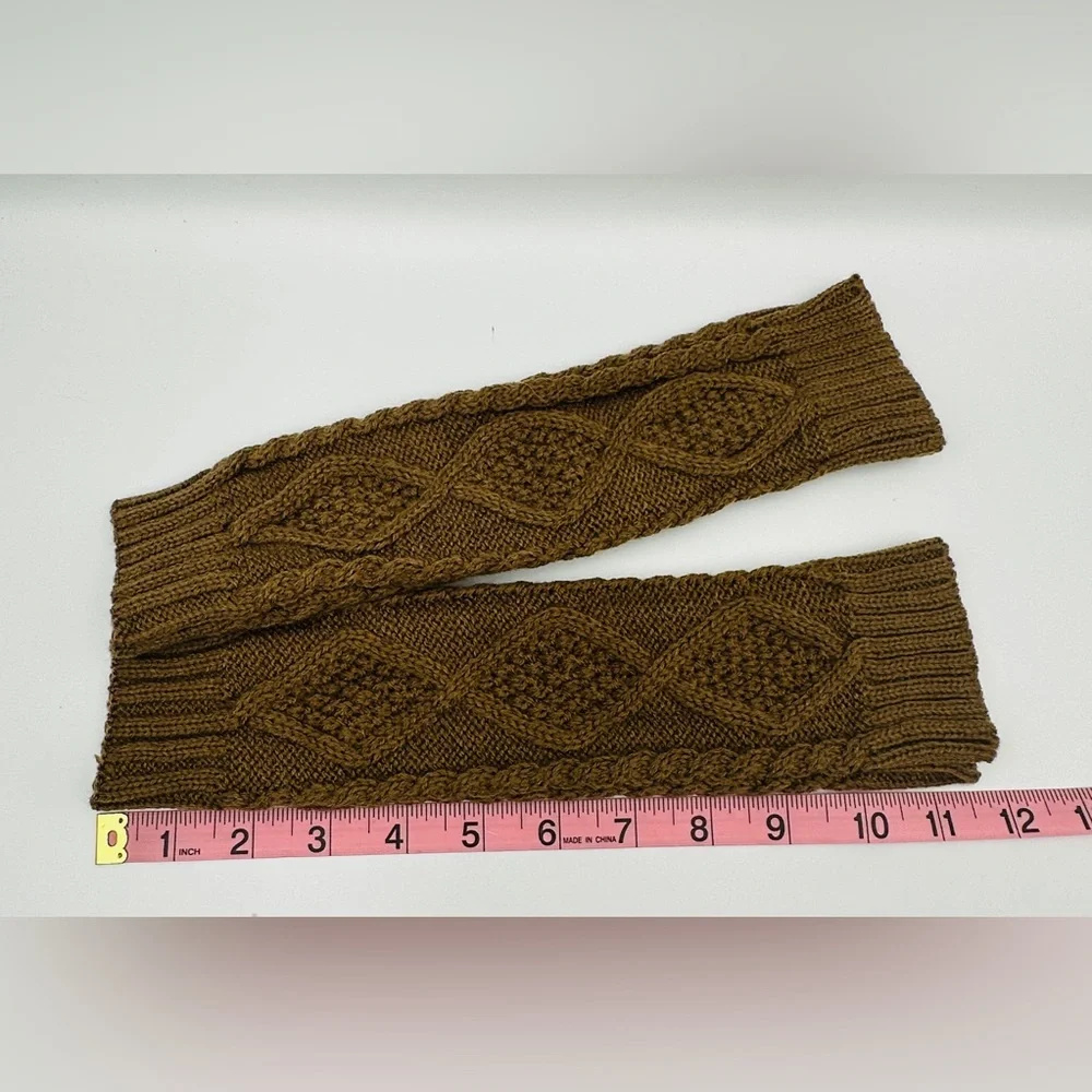 Source Unknown women’s pairs