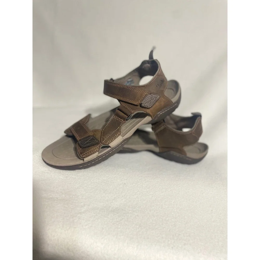 Clarks brand style