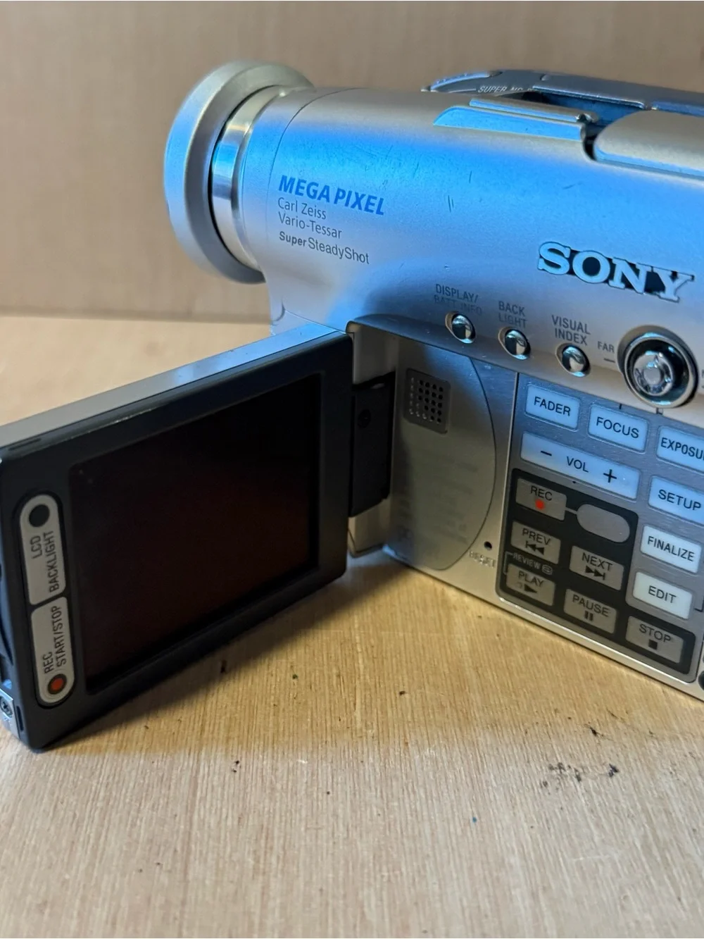 Canon sony 120x